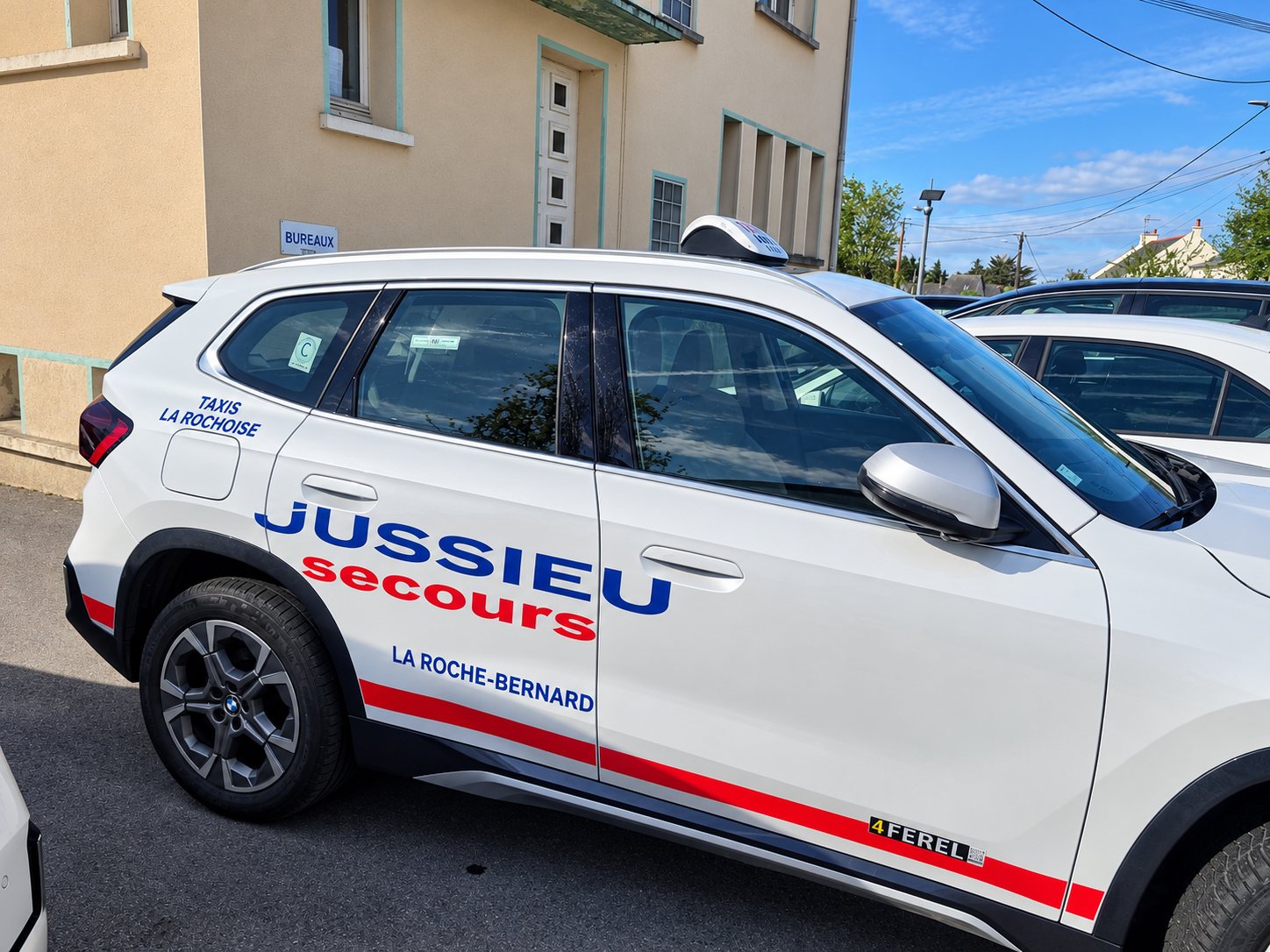 Taxi Jussieu Secours La Roche-Bernard, vu de la portière